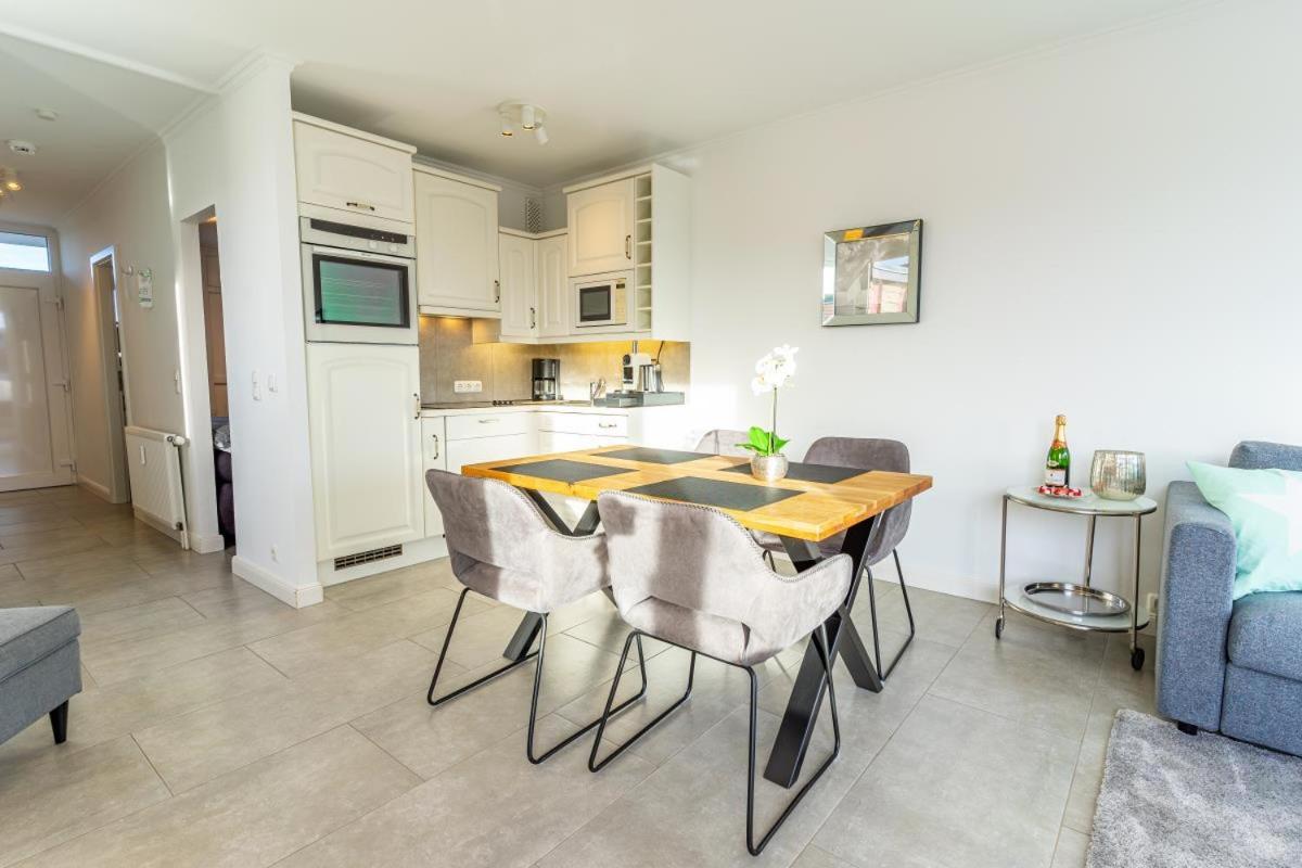 Scharbeutz 2- Zimmer- Luxus Apartment Mit Eigener Sauna מראה חיצוני תמונה